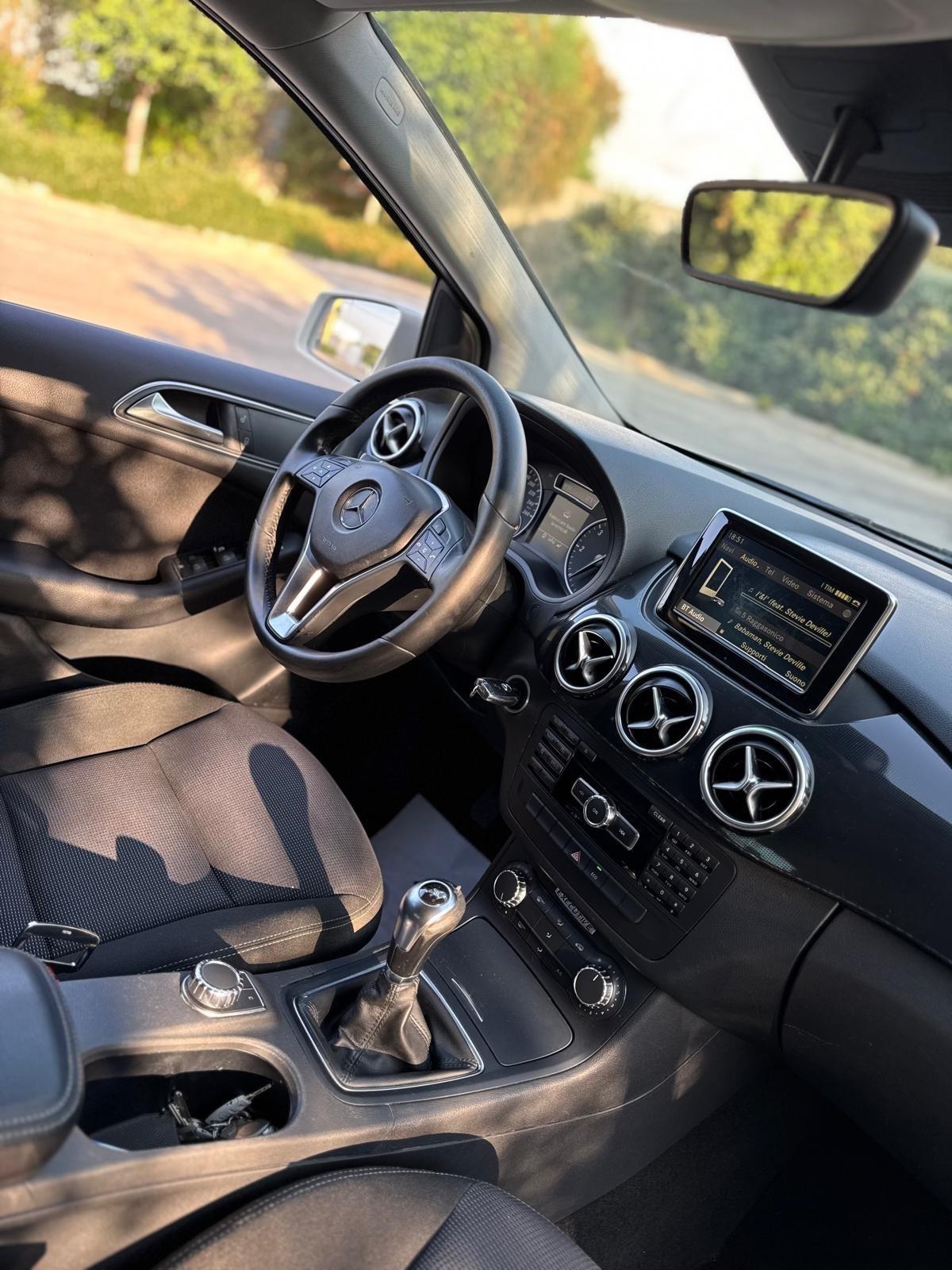 Mercedes-benz B 180 B 180 CDI Premium