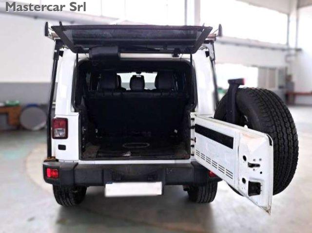 JEEP Wrangler Wrangler III 2011 Unlimited 2.8 crd Sahara auto 20