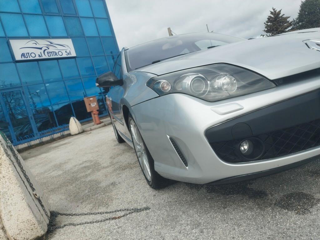 Renault Laguna 2.0 dCi 180CV SporTour 4Control GT Line