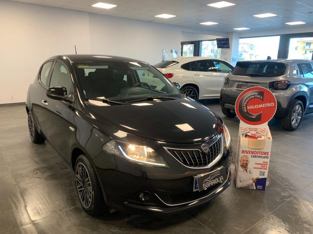 Lancia Ypsilon 1.0 Benzina Hybrid Ecochic Gold 5 Porte