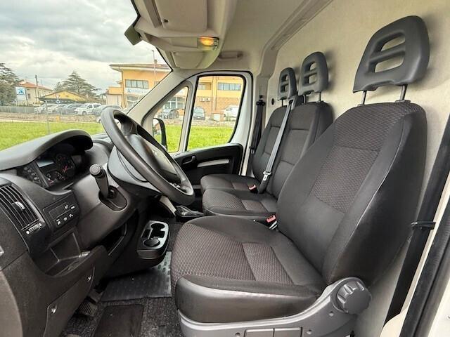 Peugeot Boxer 2.2 Hdi 140cv allestito store van