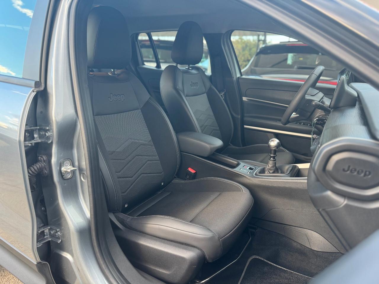 Jeep Avenger 1.2 Turbo 100 CV Summit