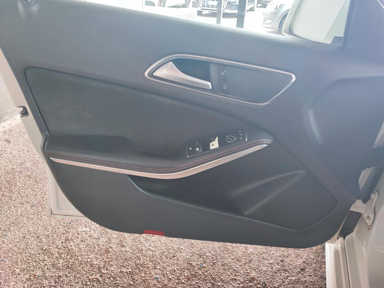 Mercedes-benz A 180 CDI Automatic Dark Night Edition