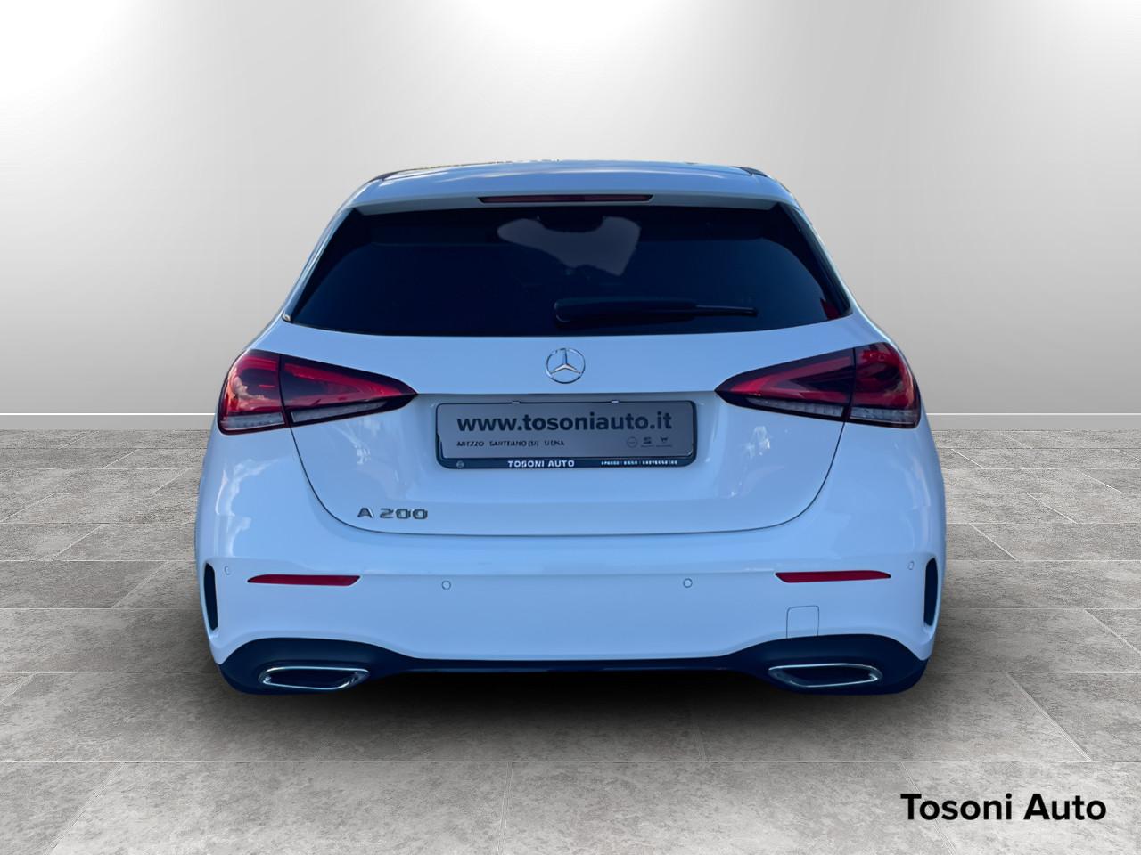Mercedes-Benz A 200 Premium auto
