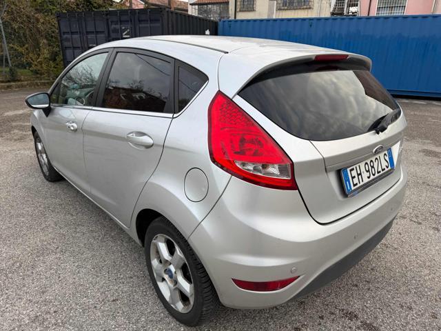 FORD Fiesta 1.4 5p BENZINA/GPL senza nessun lavoro da fare