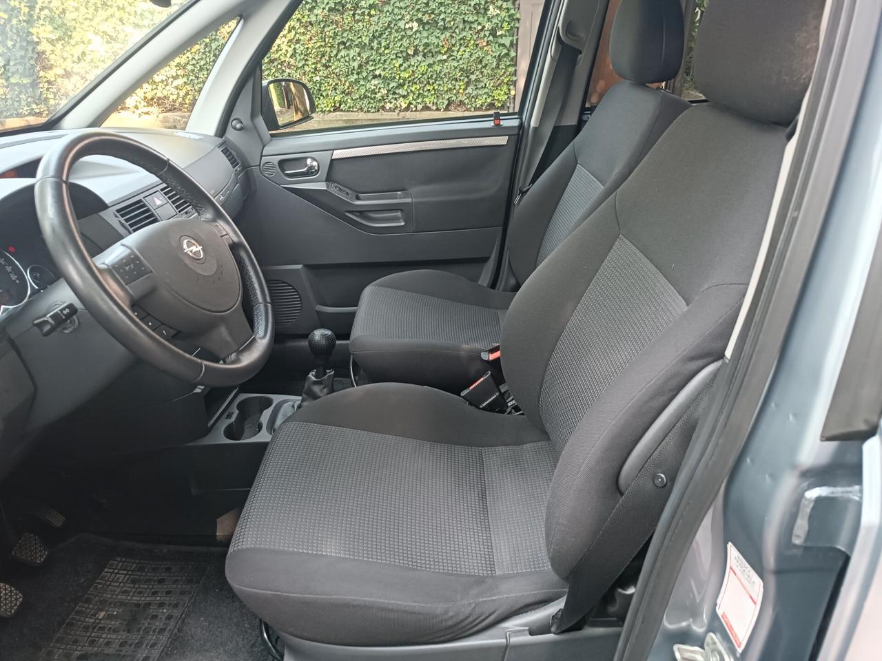 Meriva 1.400CC MODELLO Cosmo BENZINA/GPL