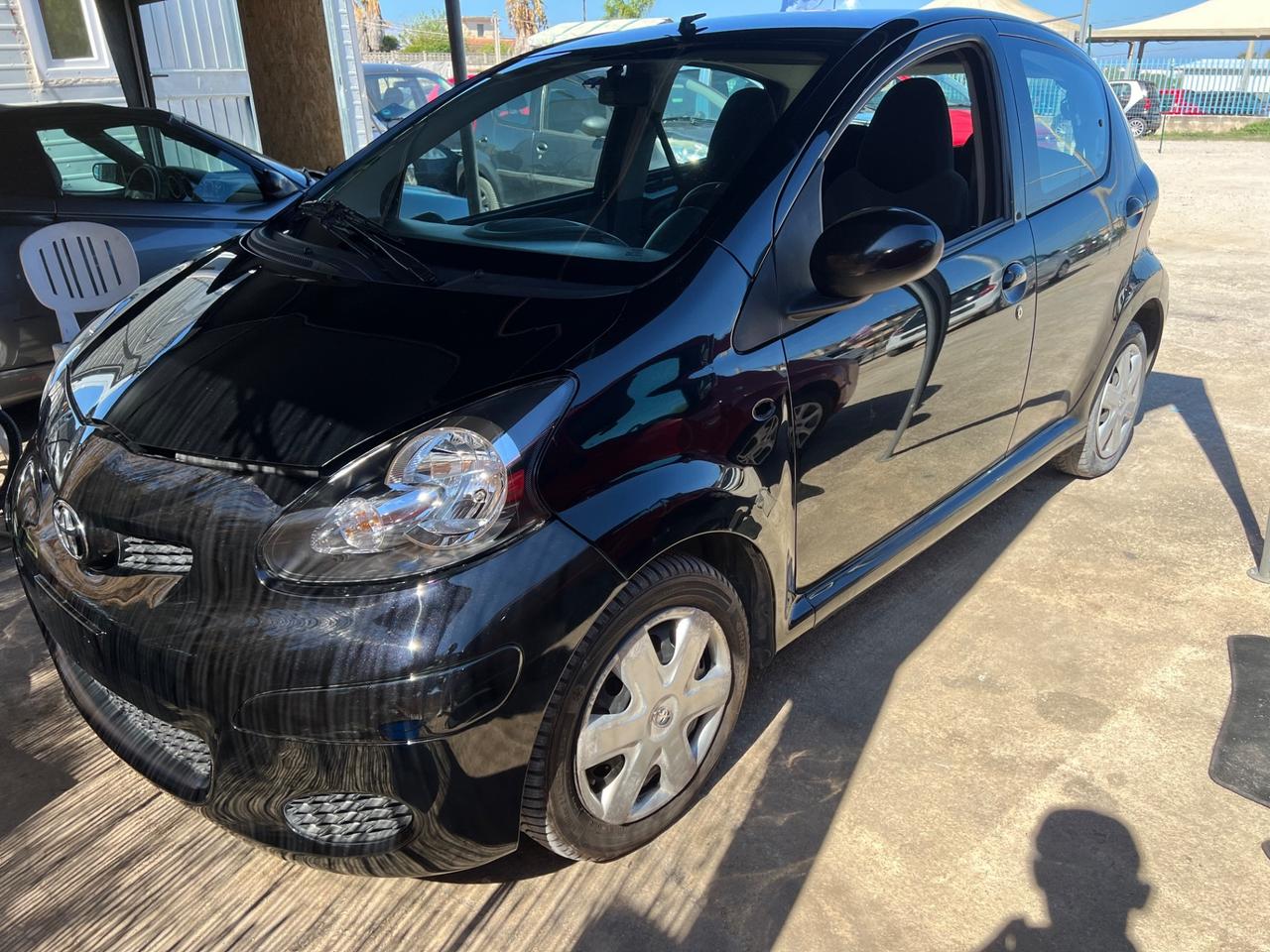 Toyota Aygo 1.0 12V VVT-i 5 porte