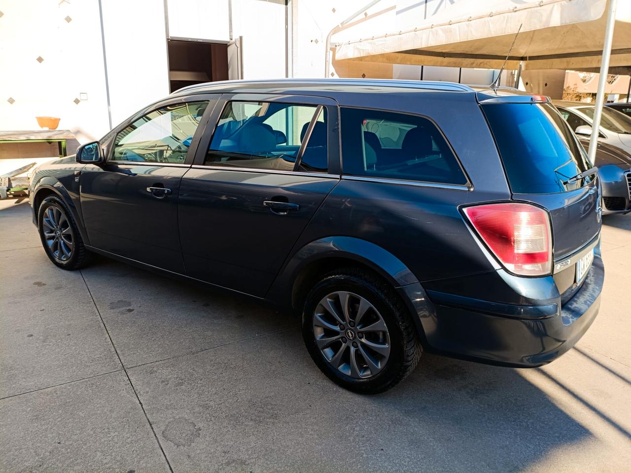 Opel Astra 1.7 CDTI 110CV ecoFLEX Station Wagon Edition