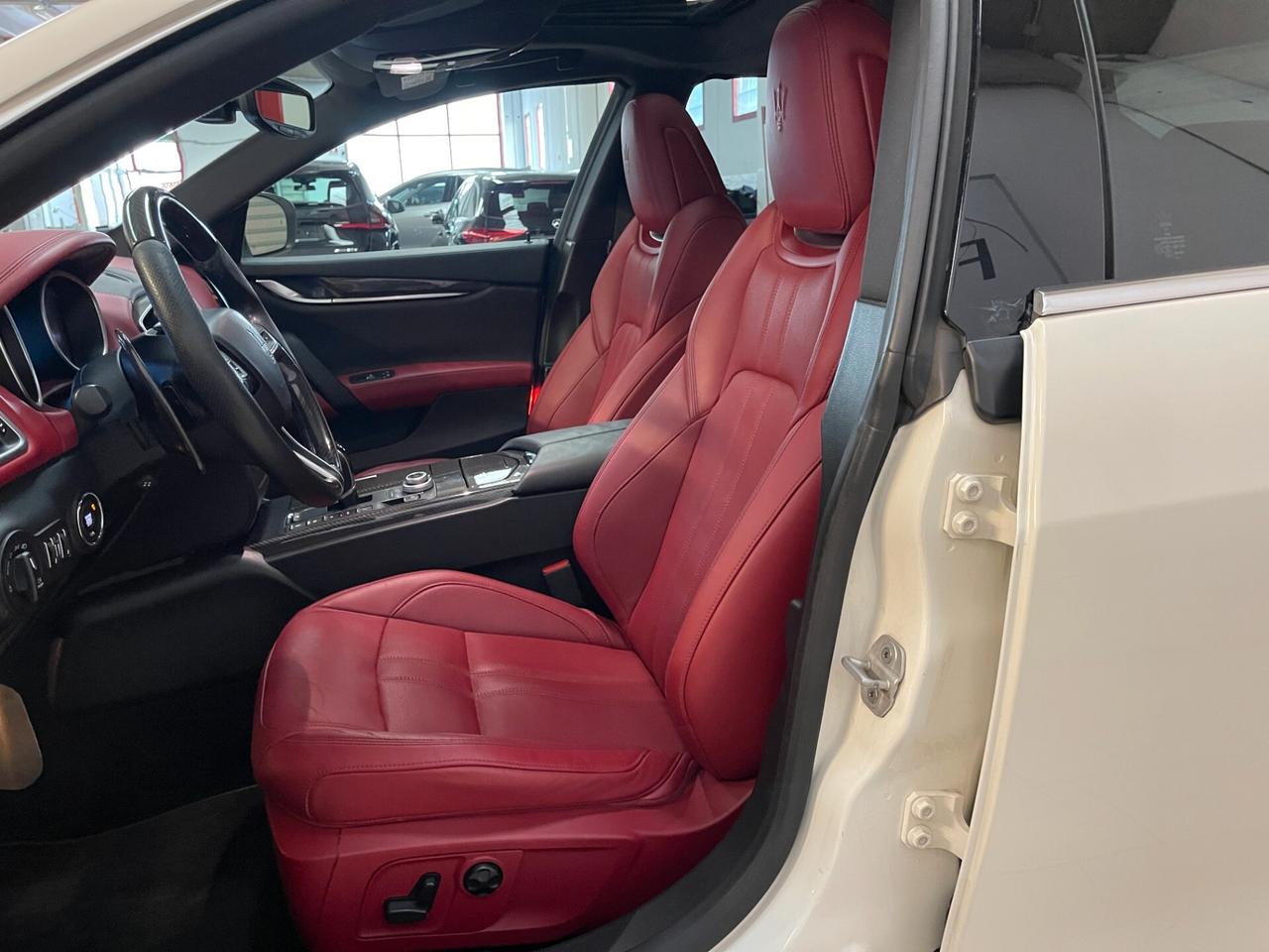 Maserati Ghibli 3.0 V6 ds 275cv auto-LEGGI SOTTO