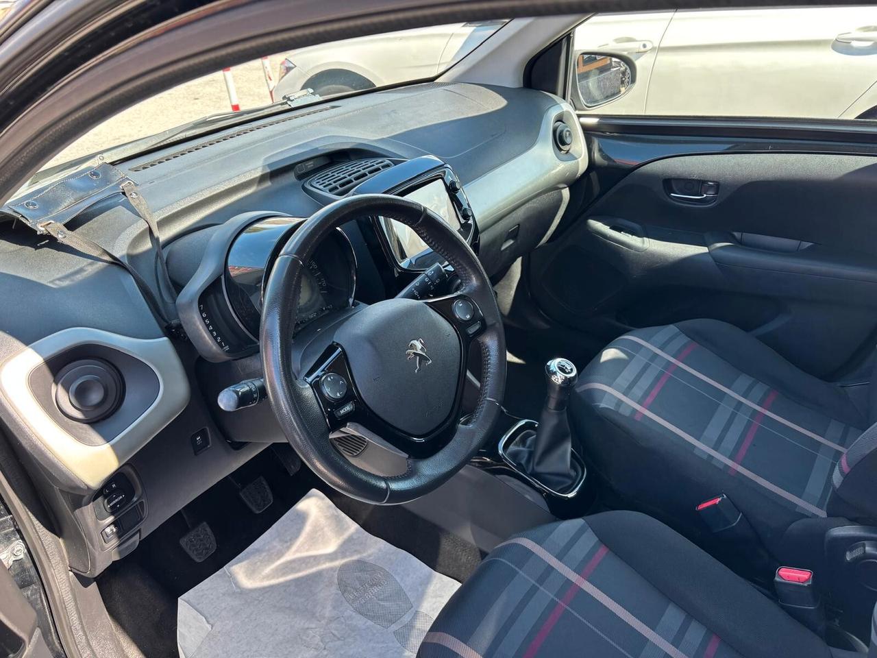 Peugeot 108 VTi 68 5 porte Allure TOP!