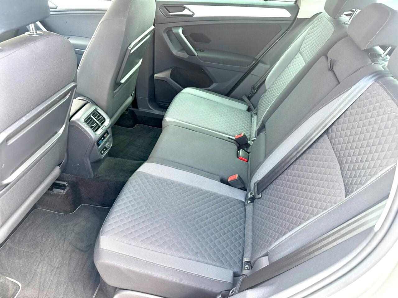 Volkswagen Tiguan 2.0 TDI SCR DSG Sport BlueMotion Technology