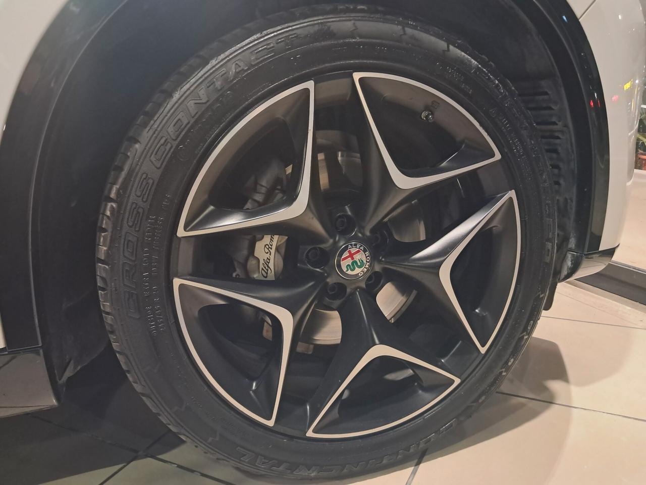 Alfa Romeo Stelvio 2.2 Td 210 cv AT8 Q4 Ti MY21