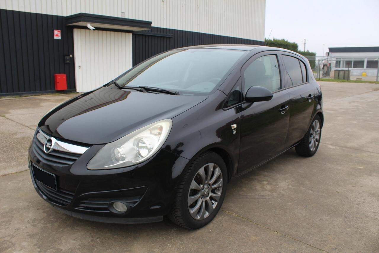 Opel Corsa 1.2 80CV 5 porte GPL-TECH Club ANCHE PER NEO PATENTATI