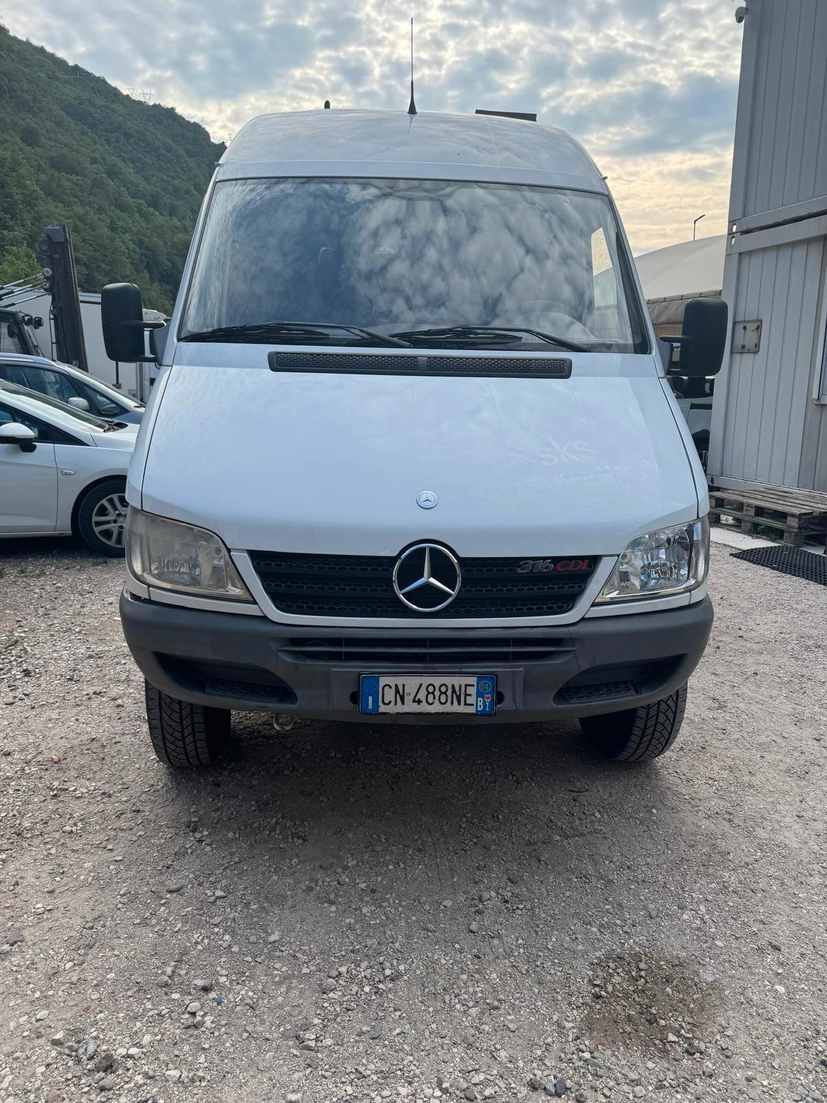 Sprinter 316 CDI Furgone allestimento Allrad by IGLHAUT