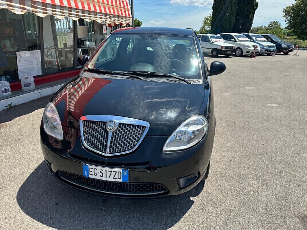 Lancia Ypsilon 1.2 69 CV Argento