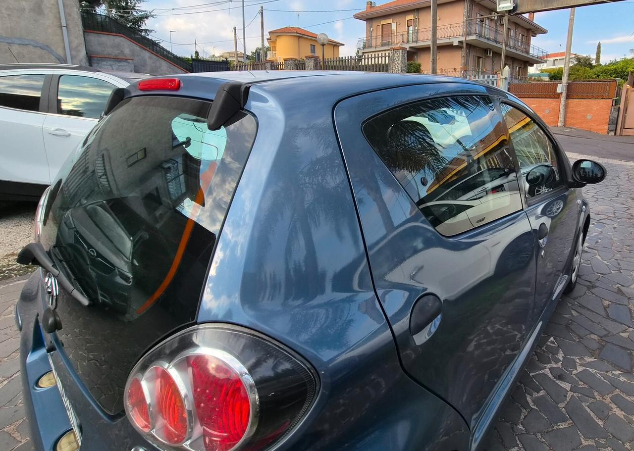 Toyota Aygo 1.0 12V VVT-i 5 porte Sol