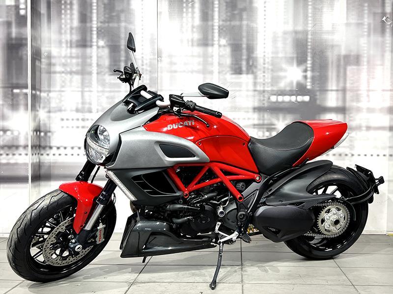 Ducati Diavel 1200