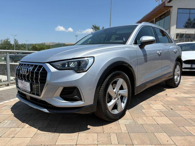 AUDI Q3 35 TDI S tronic Business Advanced *NEW MODEL*