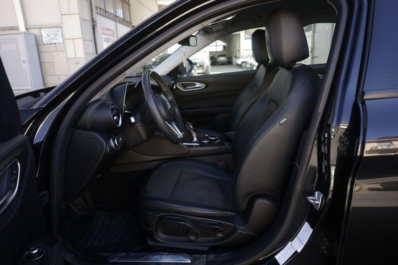 Alfa Romeo Giulia Alfa Romeo Giulia 2.2 Turbo AT8 150CV Business 110KW ANNO 2018