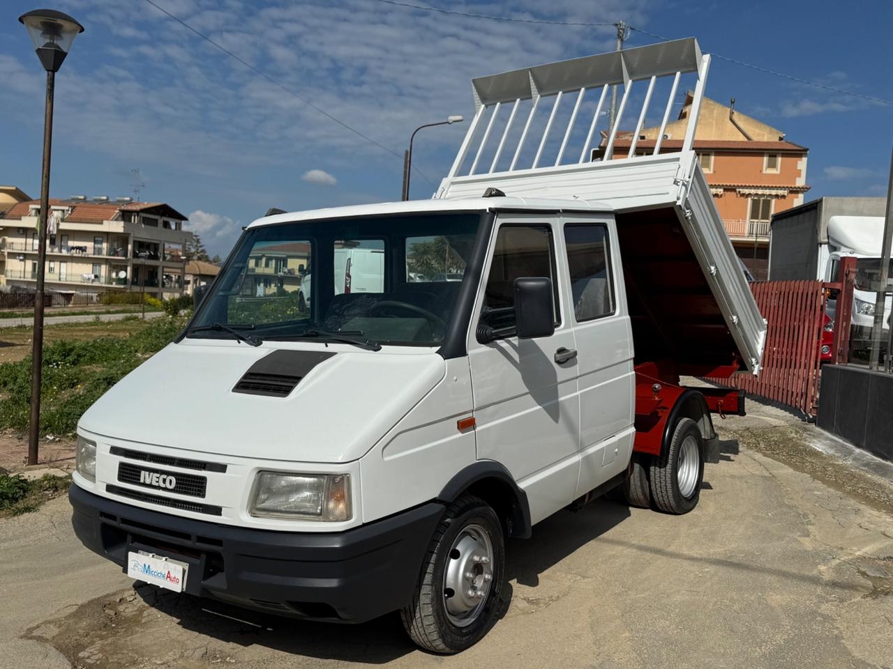 IVECO DAILY 35-10 2.8 TD DOPPIA CABINA RIBALTABILE TRILATERALE 116.000 KM