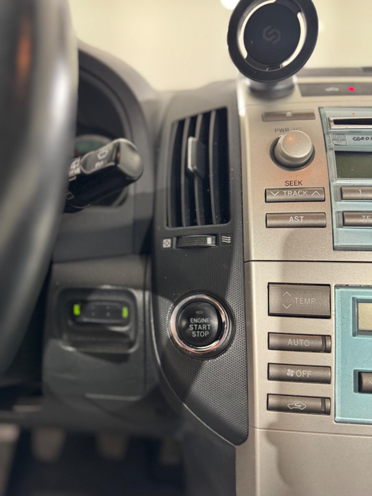 Toyota Corolla Verso 1.8 16V Sol 7pti