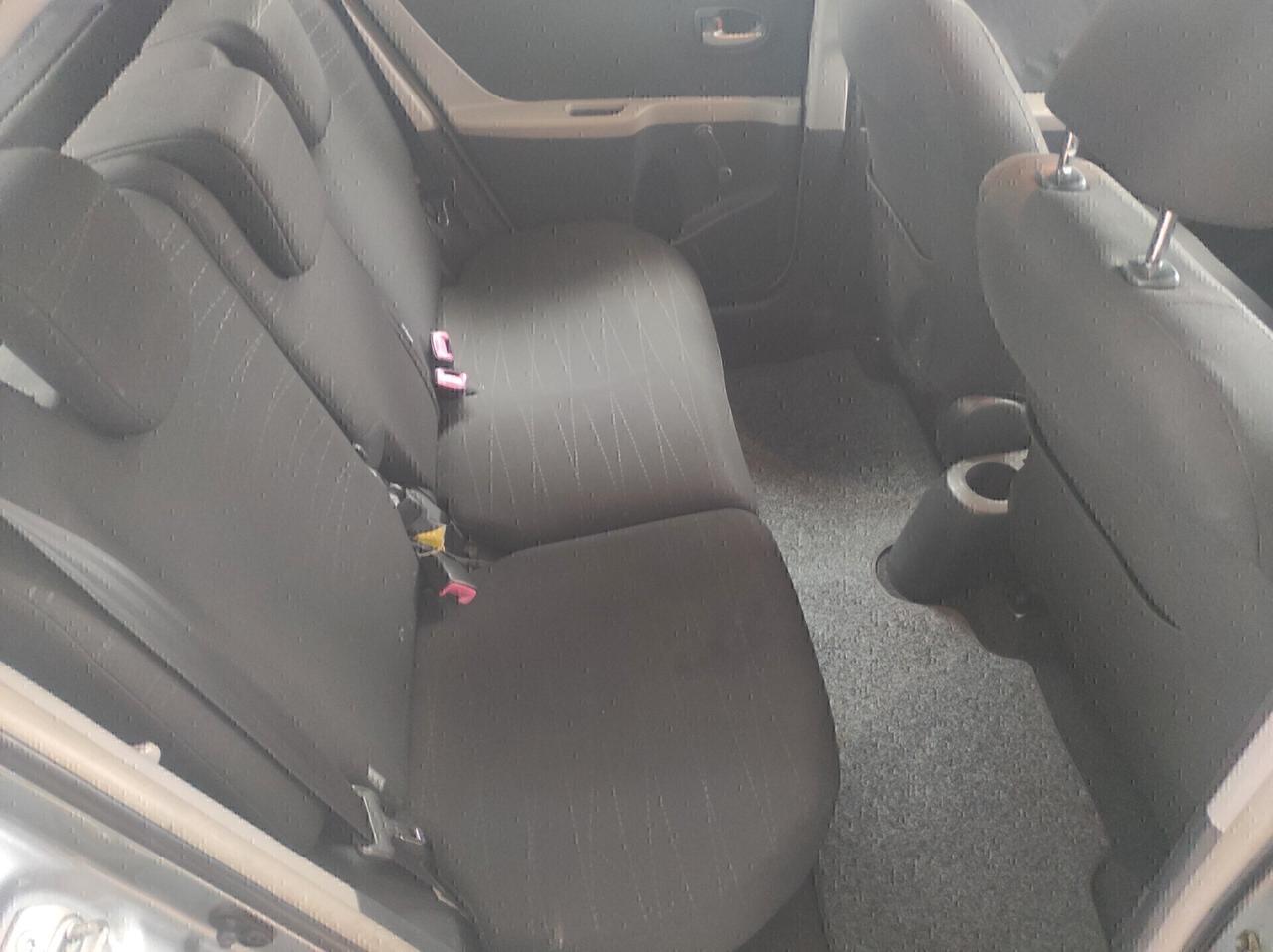 Toyota Yaris 1.0 5 porte Sol