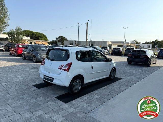 RENAULT Twingo 1.2 Night&Day