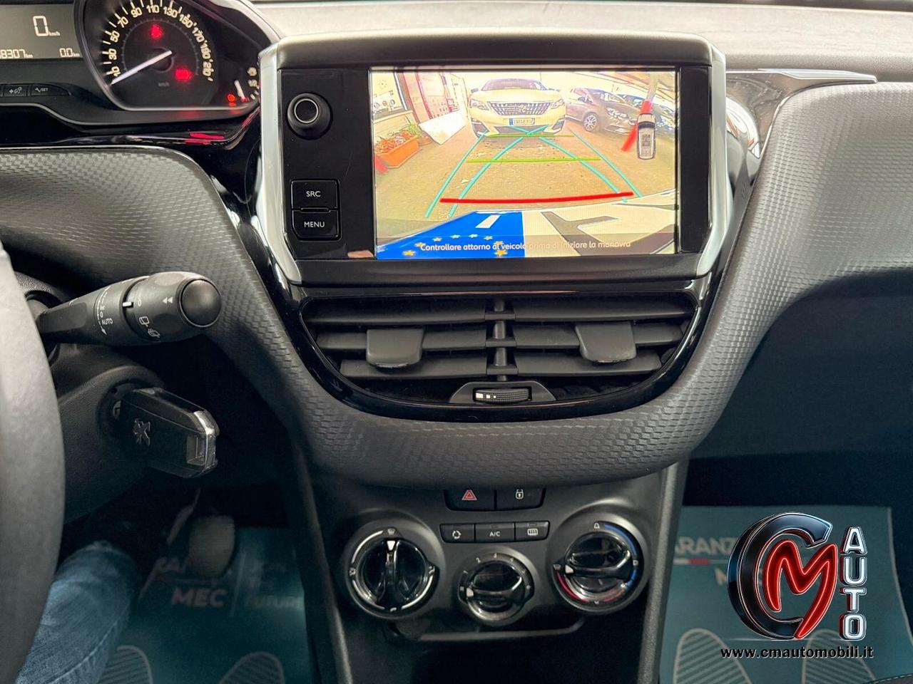 Peugeot 2008 BlueHDi 100 S&S Signature