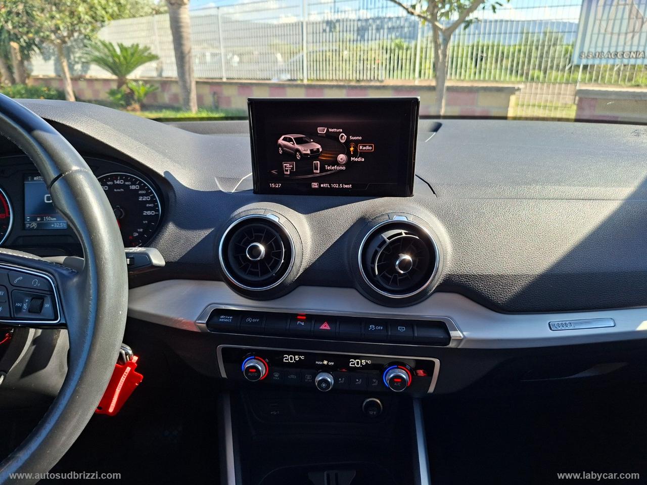 AUDI Q2 30 TDI S tronic Identity Black