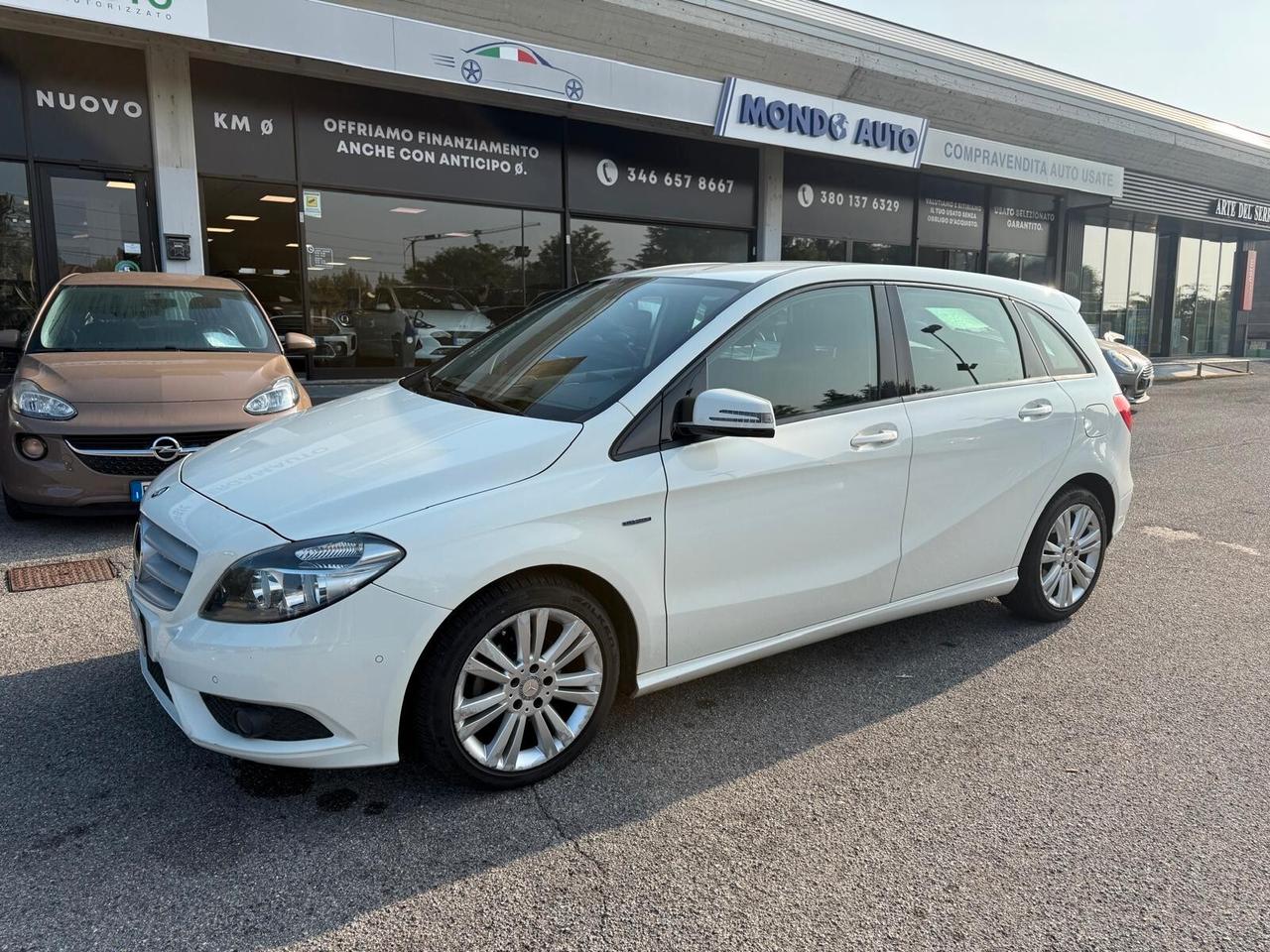 Mercedes-benz B 200 CDI BlueEFFICIENCY Premium