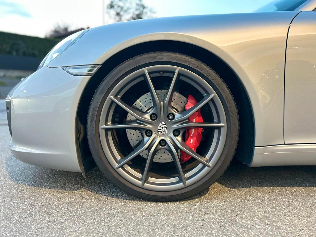 Porsche 911 Coupe 3.0 Carrera S auto