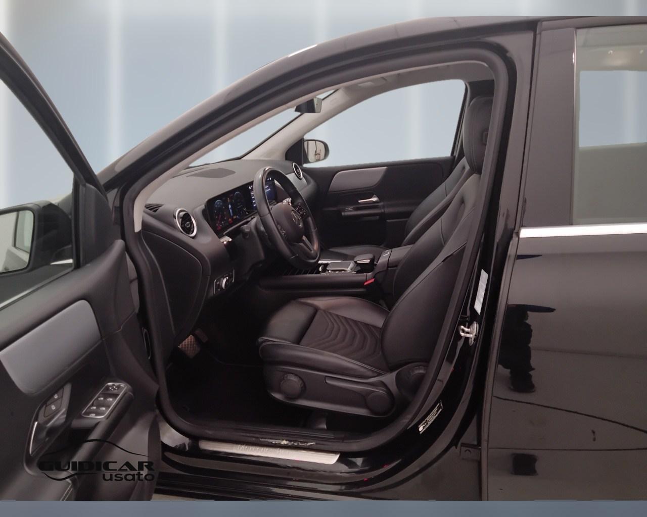 Mercedes-Benz Classe B - W247 2018 - B 180 d Sport auto