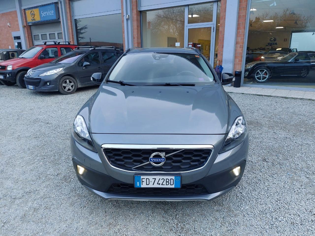 VOLVO V40 CROSS COUNTRY UNICO PROPRIETARIO
