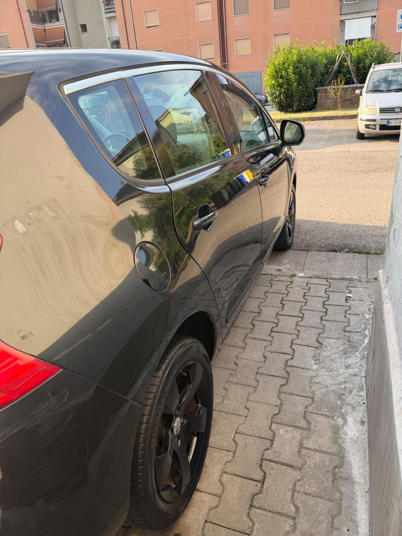 Peugeot 3008 1.6 HDi 112CV Business
