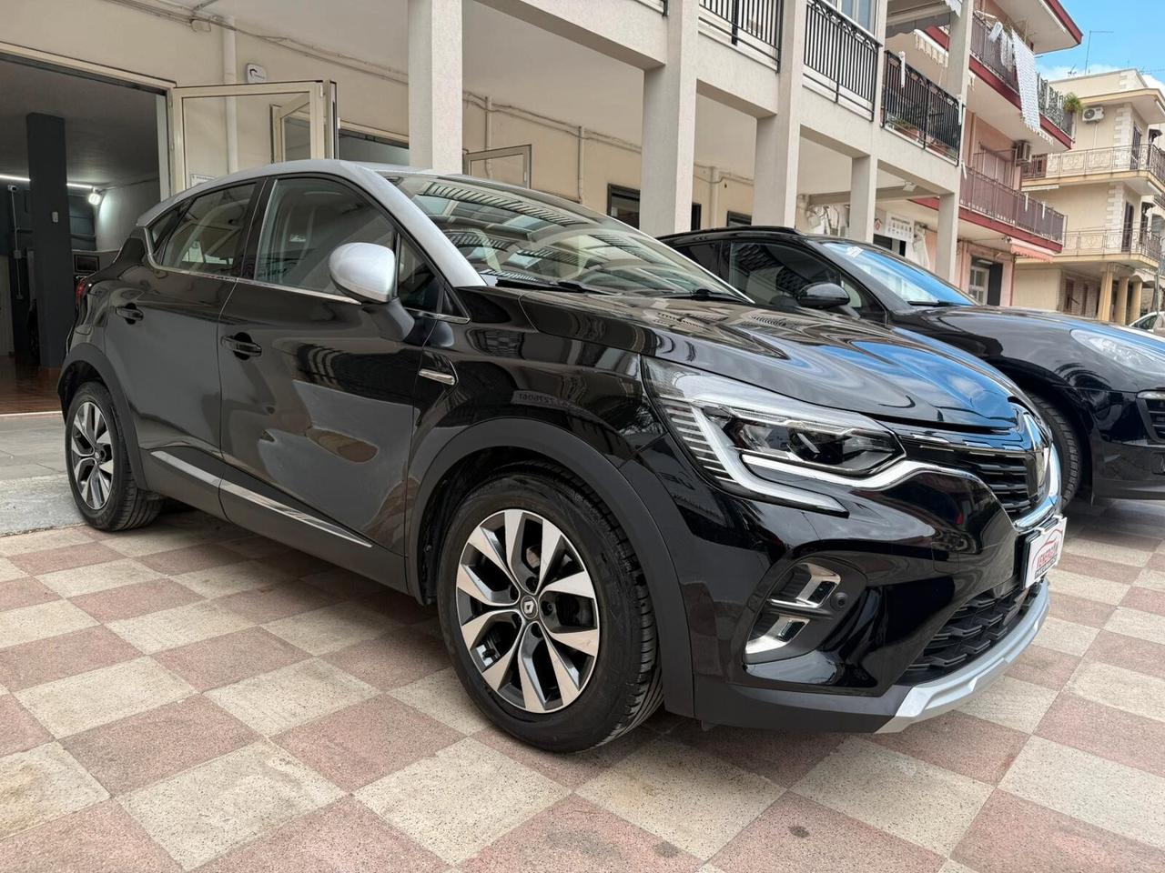 Renault Captur Blue dCi 115 CV EDC Initiale Paris