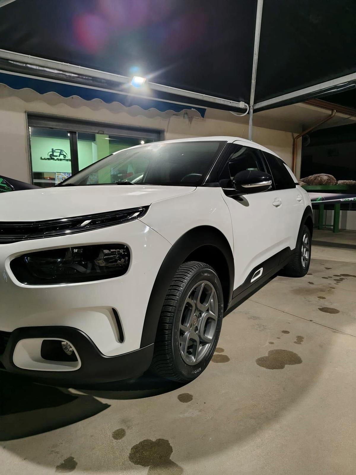 Citroen C4 Cactus BlueHDi 100 S&S Shine