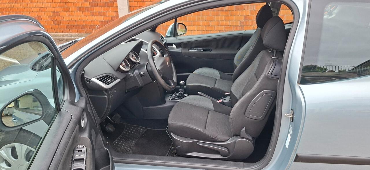 Peugeot 207 1.4 8V 75CV 3p. Energie Sport ECO GPL