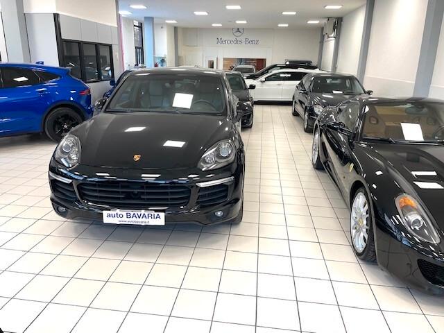 Porsche Cayenne 3.0 Diesel Platinum Edition