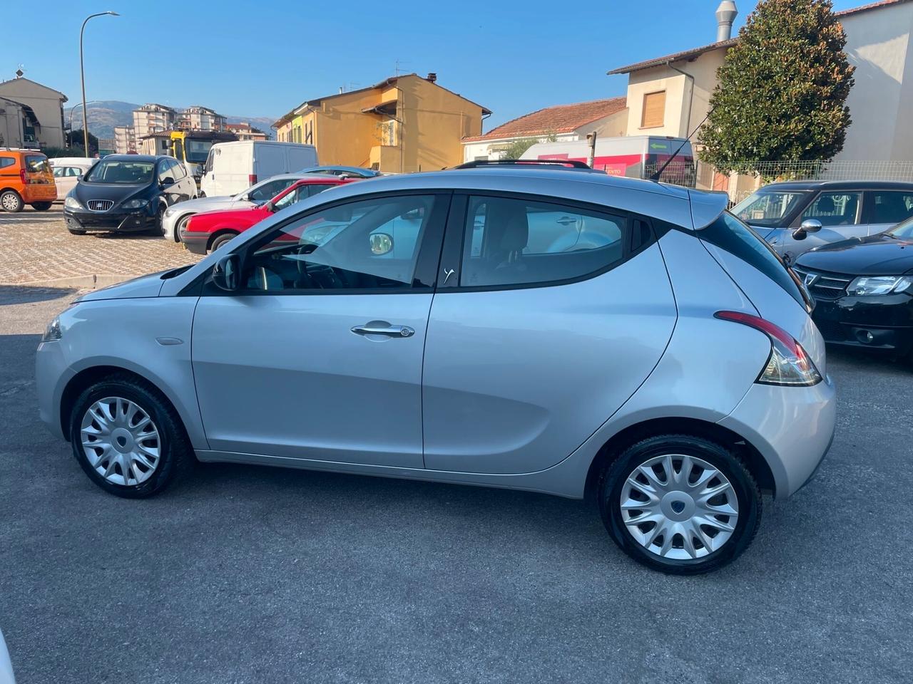 Lancia Ypsilon 1.2 69 CV 5 porte S&S Silver GARANTITA