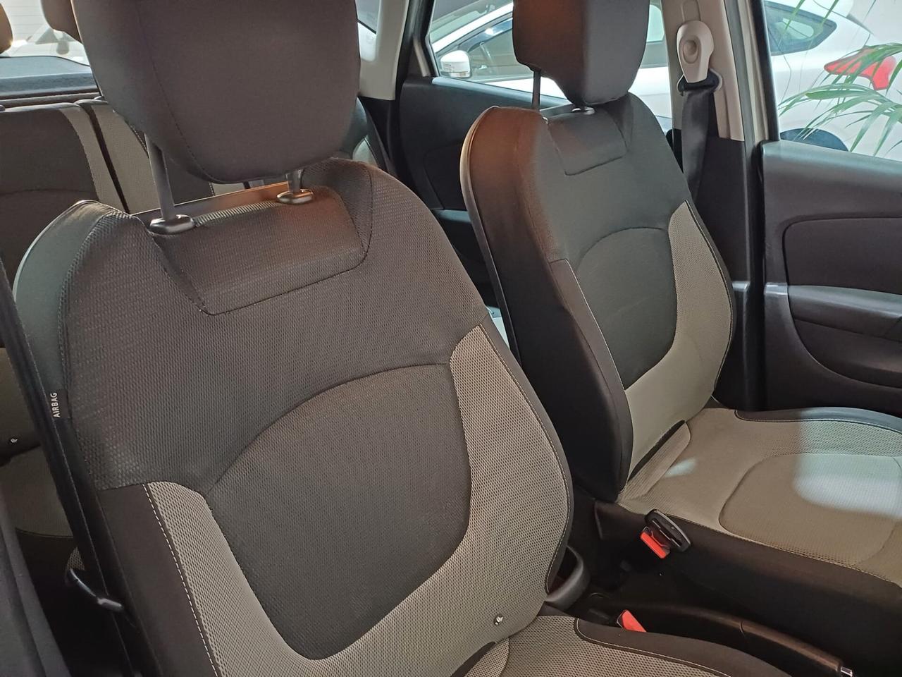 Renault Captur 1.5 dCi AUTOMATICA - 2016