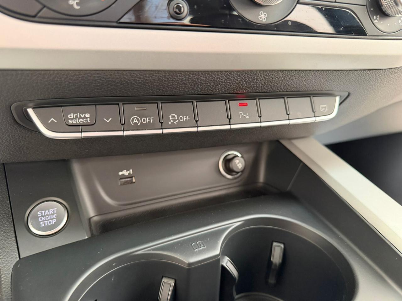 Audi A4 Avant 35 2.0 TDI/163 CV S tronic Business