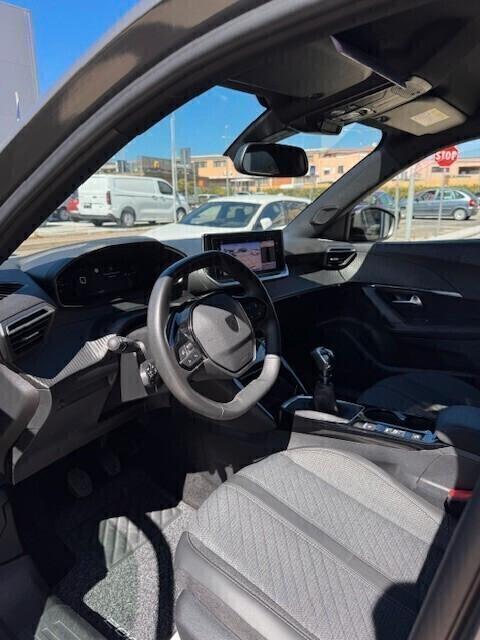 Peugeot 2008 PureTech 100 S&S Allure