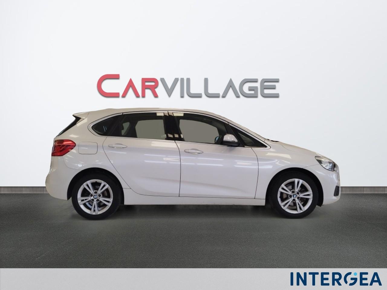 BMW 216d Active Tourer Advantage my15