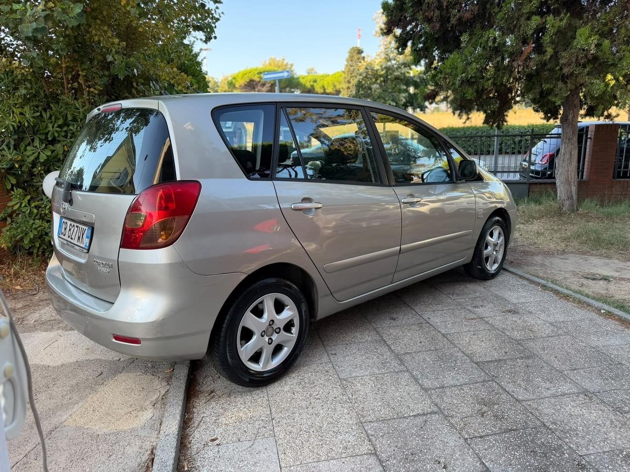 Toyota Corolla Verso 1.8 16V