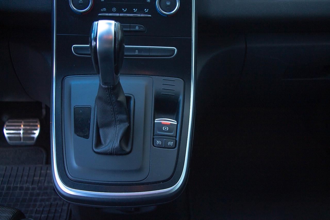 Renault Scenic AUTOMATIC PREMIUM