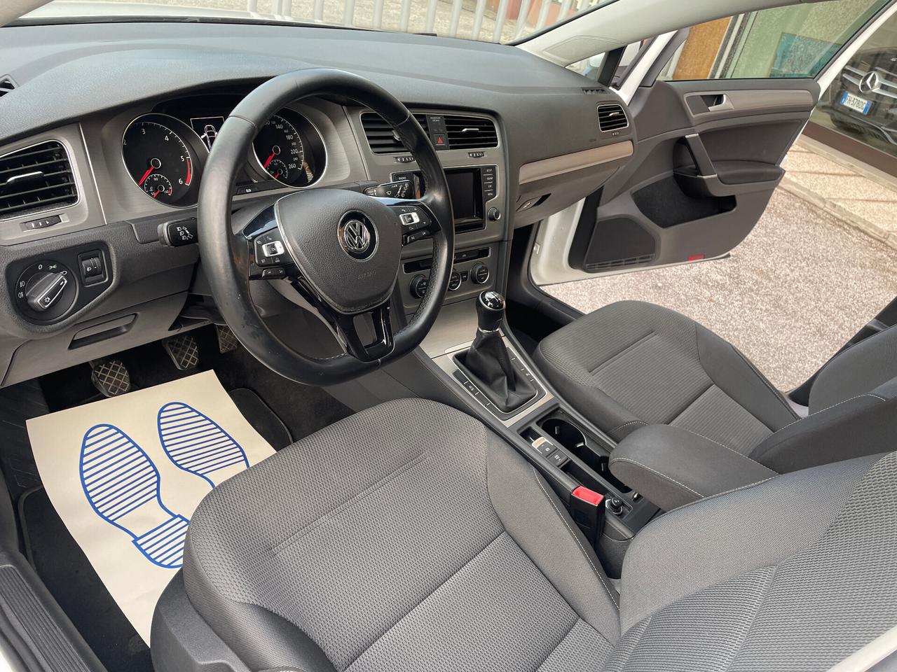 Volkswagen Golf Business 1.4 TGI 5p. Comfortline BlueMotion x neopatentati