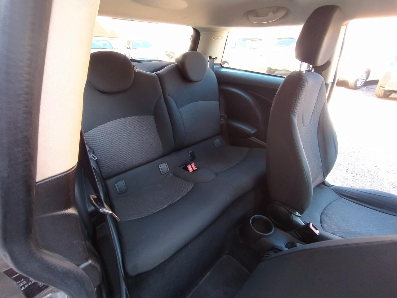 Mini 1.6 16V One (55kW) Neopatentati