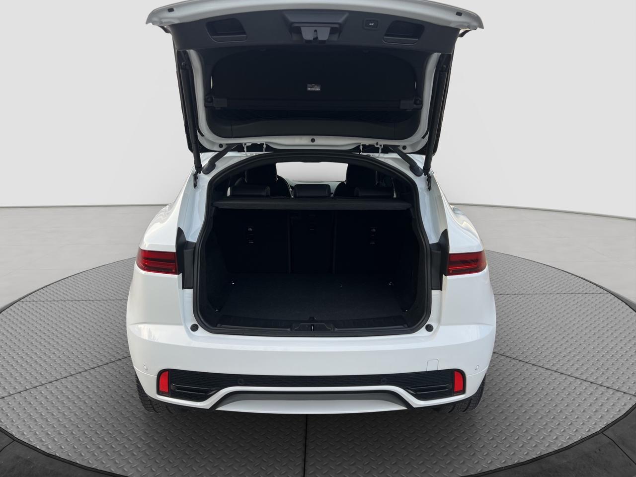 Jaguar E-Pace 2.0D I4 204 CV AWD Auto R-Dynamic Black