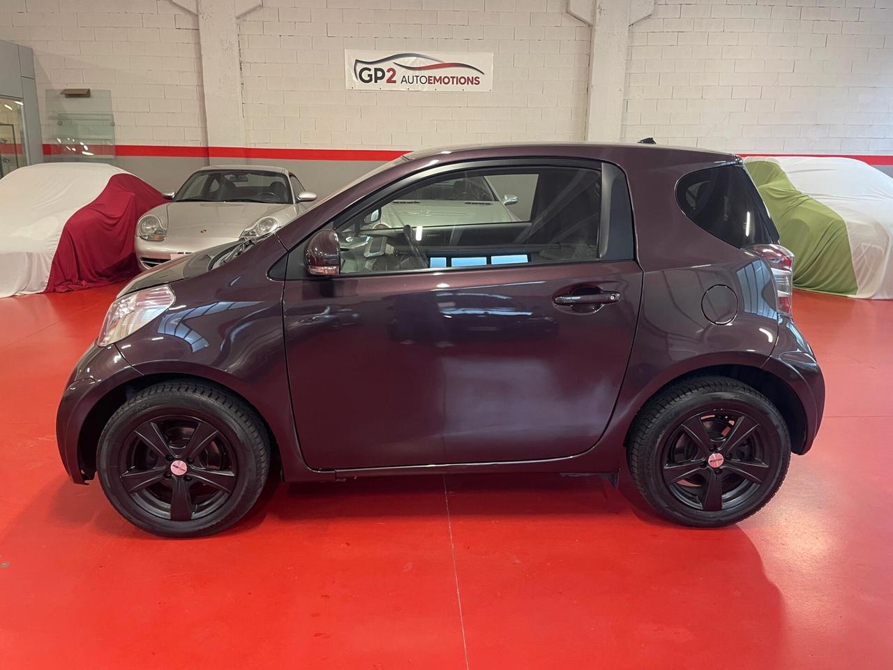 Toyota iQ 1.0