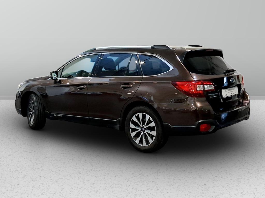 Subaru Outback 2.0d Unlimited lineartronic my16